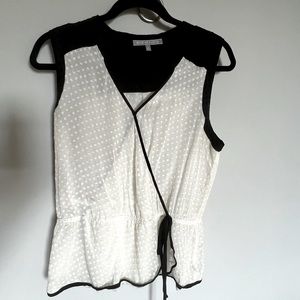 Daniel Rainne Silky Wrap Top SZ M